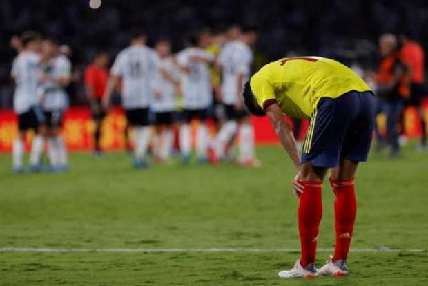 Fútbol colombiano: El negocio y la bandera de la mediocridad nacional Fútbol colombiano: El negocio y la bandera de la mediocridad nacional